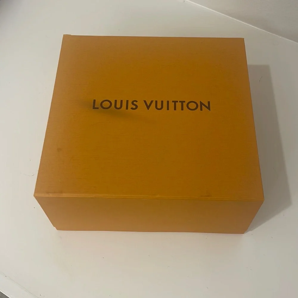 Louis Vuitton great authentic